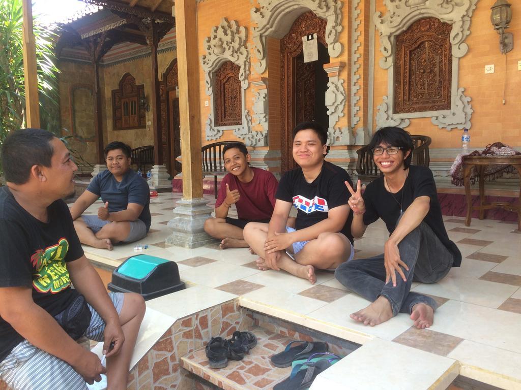Ray Homestay Batununggul Exterior photo