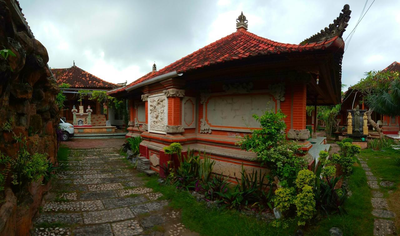 Ray Homestay Batununggul Exterior photo
