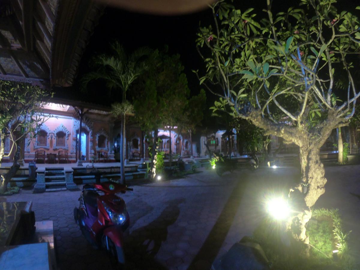 Ray Homestay Batununggul Exterior photo