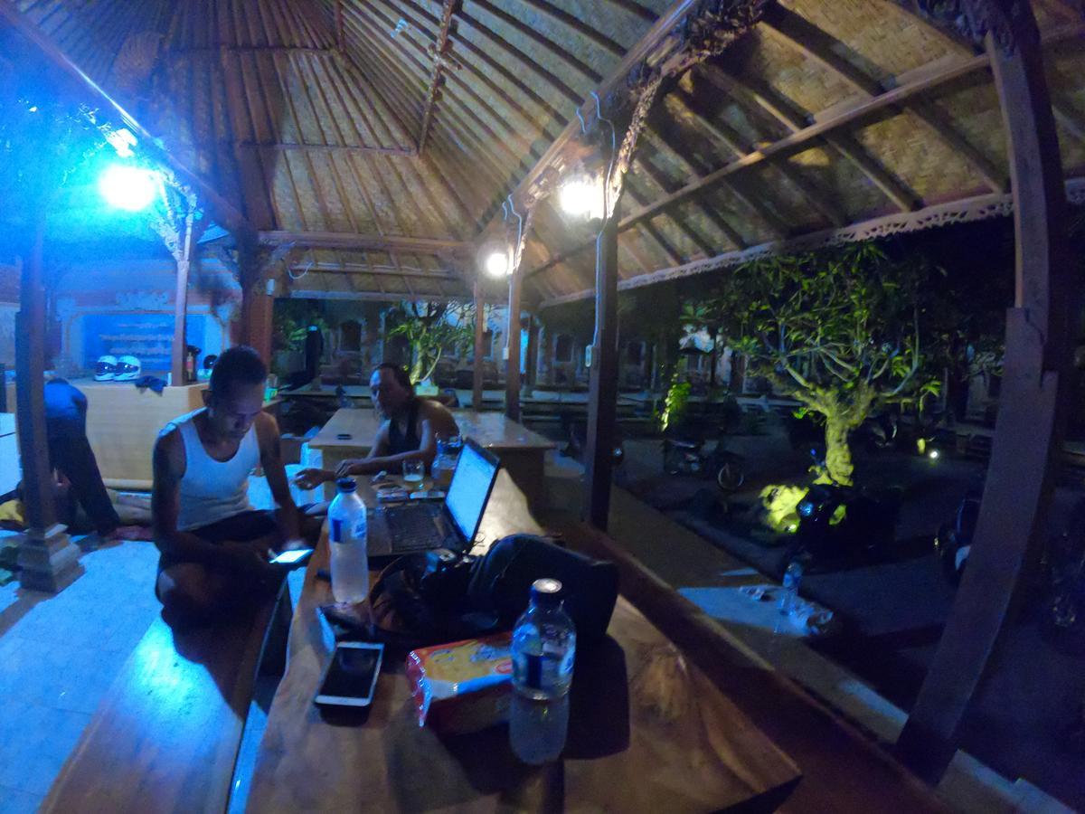 Ray Homestay Batununggul Exterior photo