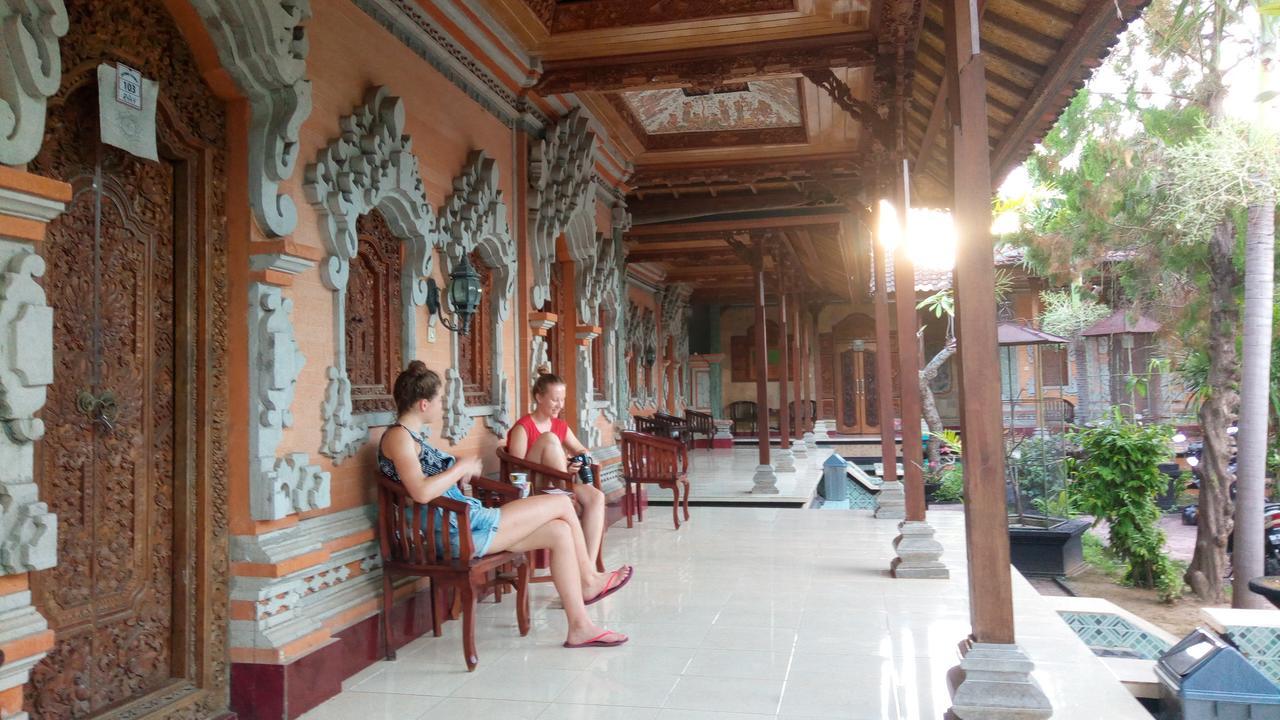 Ray Homestay Batununggul Exterior photo