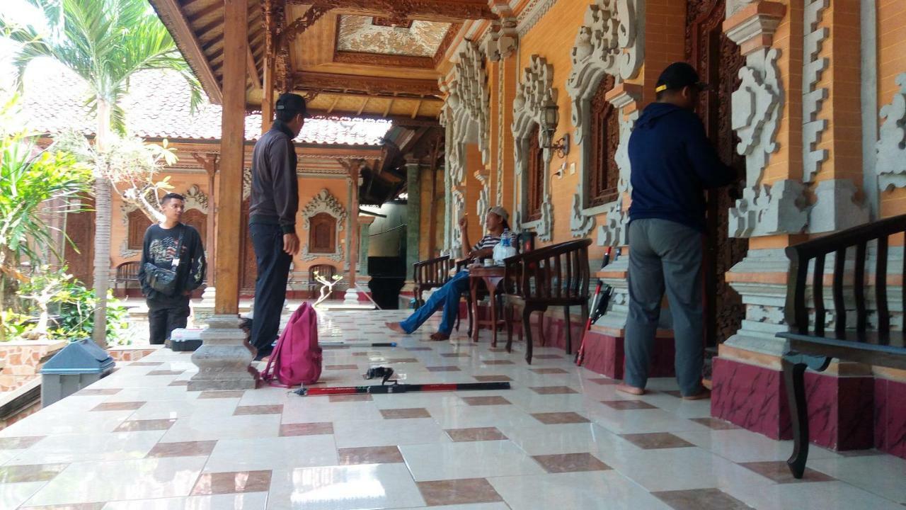 Ray Homestay Batununggul Exterior photo